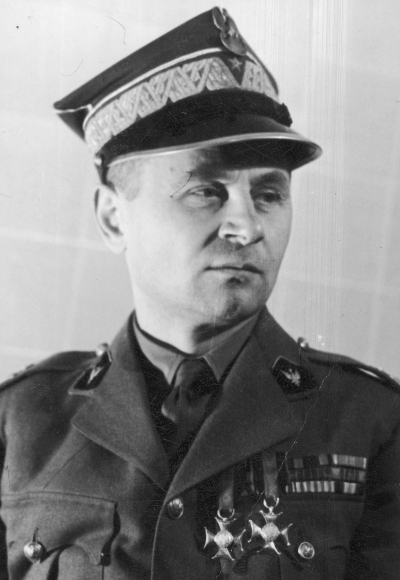 Generale Bronisław Duch, il comandante della 3. Divisione Fucilieri dei Carpazi.